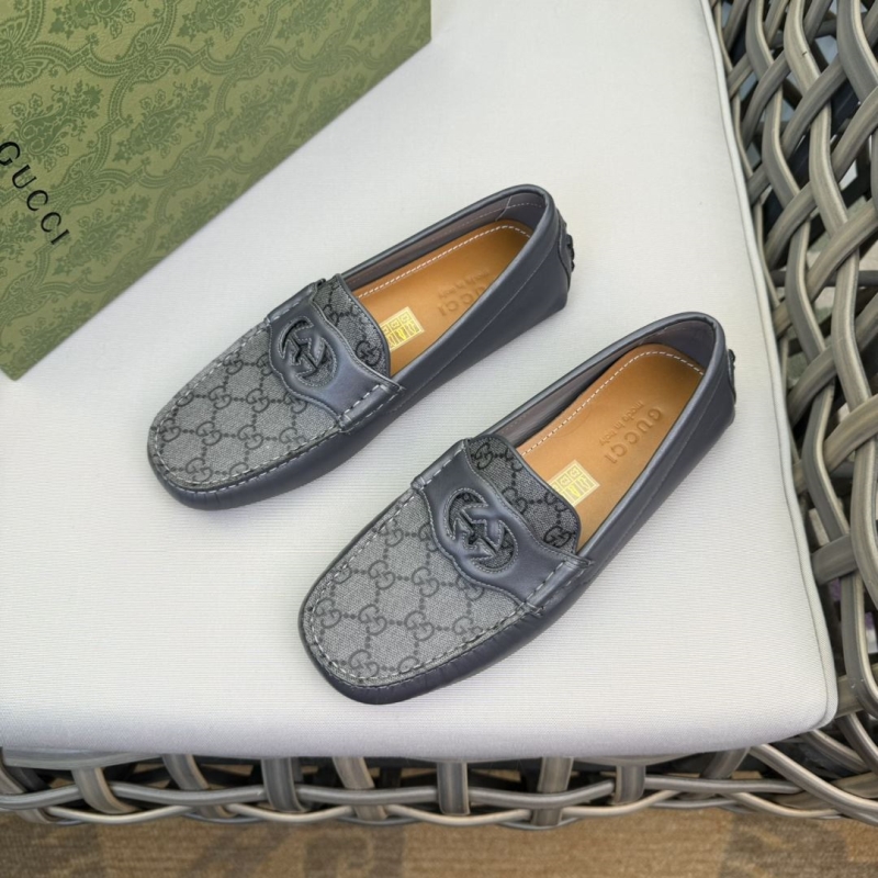 G*u*i leather shoes
